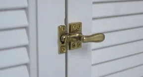 Town Center Locksmith Shop Fort Worth, TX 817-357-4978 - 9-Garage-Door-Locks